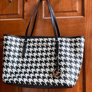 Michael Kors Houndstooth Tote
